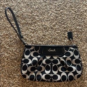 Coach Wristlet Black & Grey with Signature ‘C’